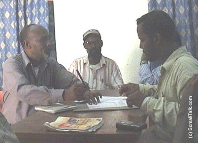 Agaasimaha Wasaarada Beeraha iyo Degaan ka oo ka Gudoomaya Qoraalkii 2000 oo Geed Wakiilka Shabakada Soomaaliyeed ee Maareynta Qayraadka