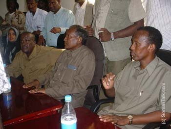 Midig Raysal Dhexda Madaxweynah iyo Bidix madaxweynaha DGPL